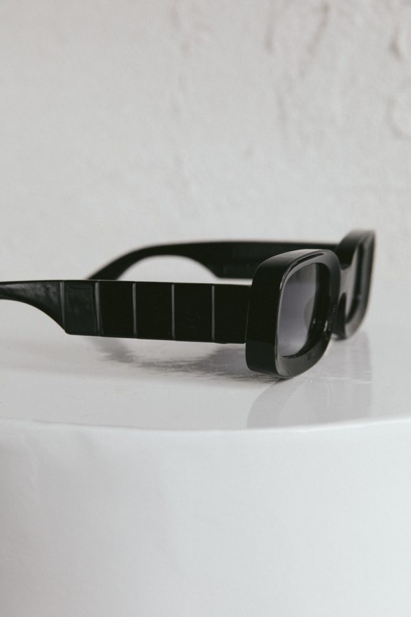 Zion Square Frame Sunglasses Black Online